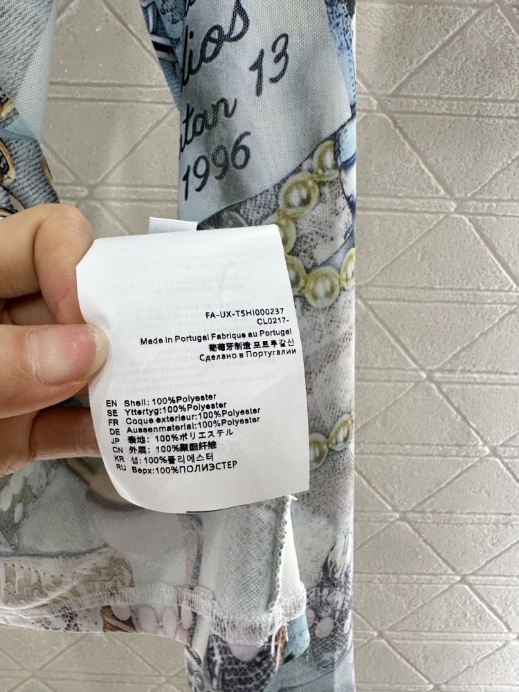 T-shirt women's фото 9