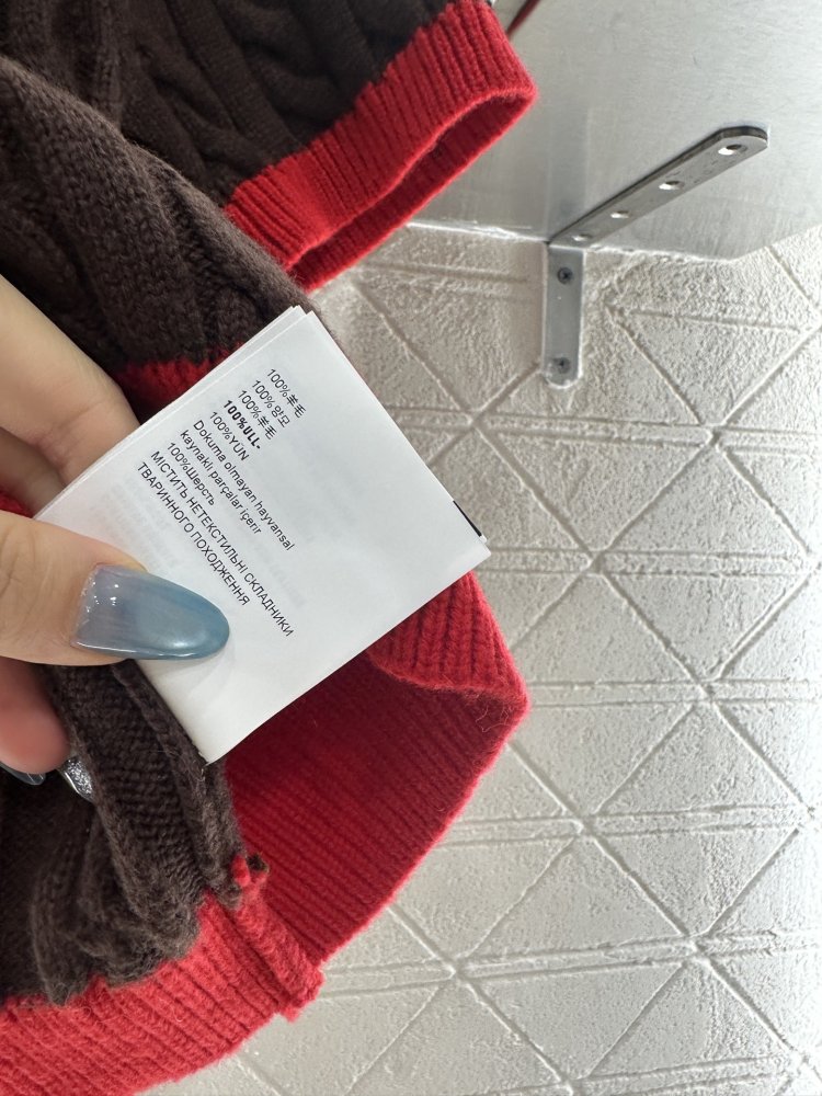 T-shirt women's фото 9