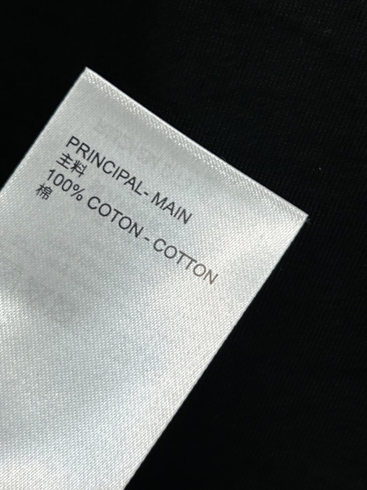 T-shirt women's фото 9