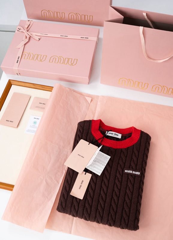 T-shirt women's фото 9