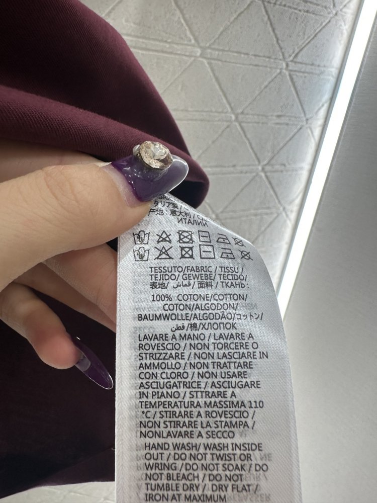 Футболка жіноча фото 9