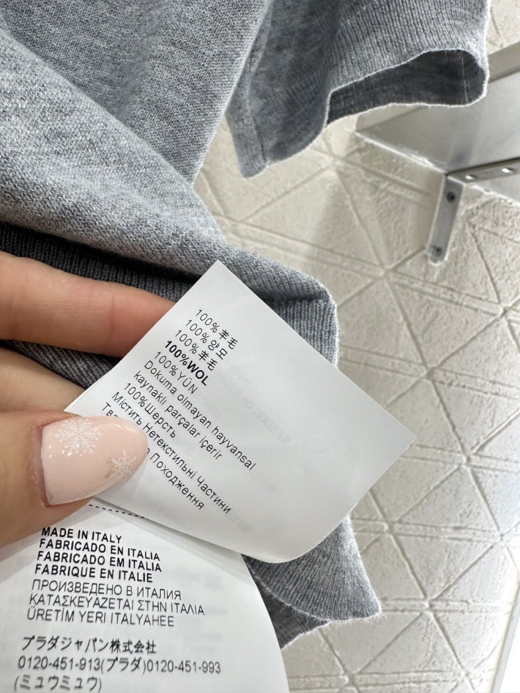 T-shirt women's фото 9