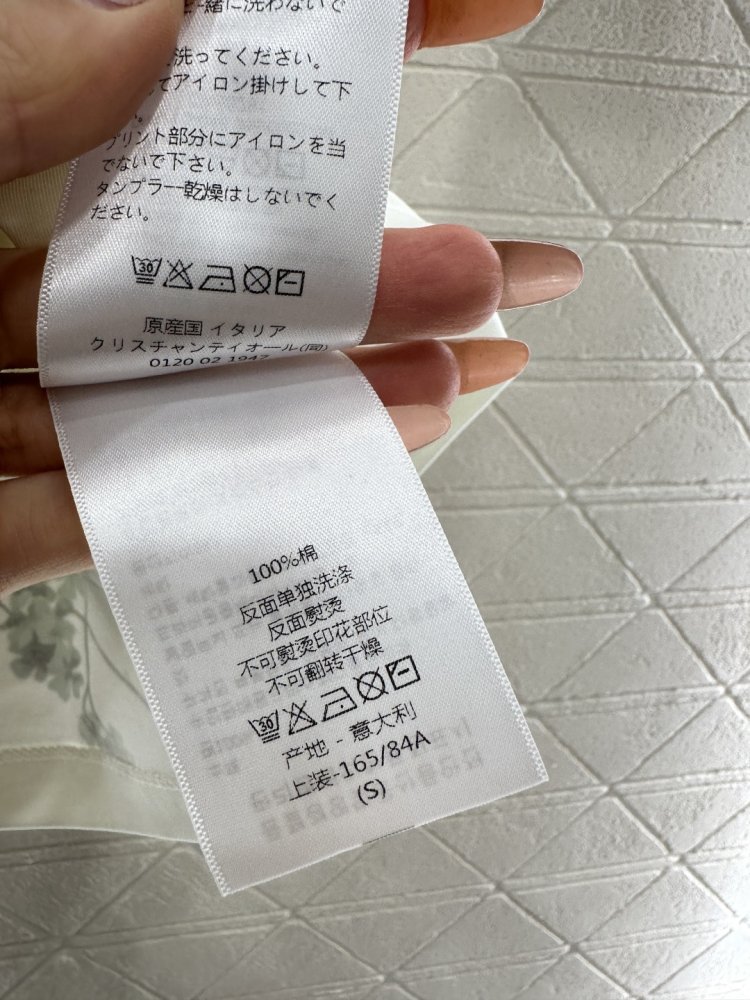 T-shirt women's фото 9