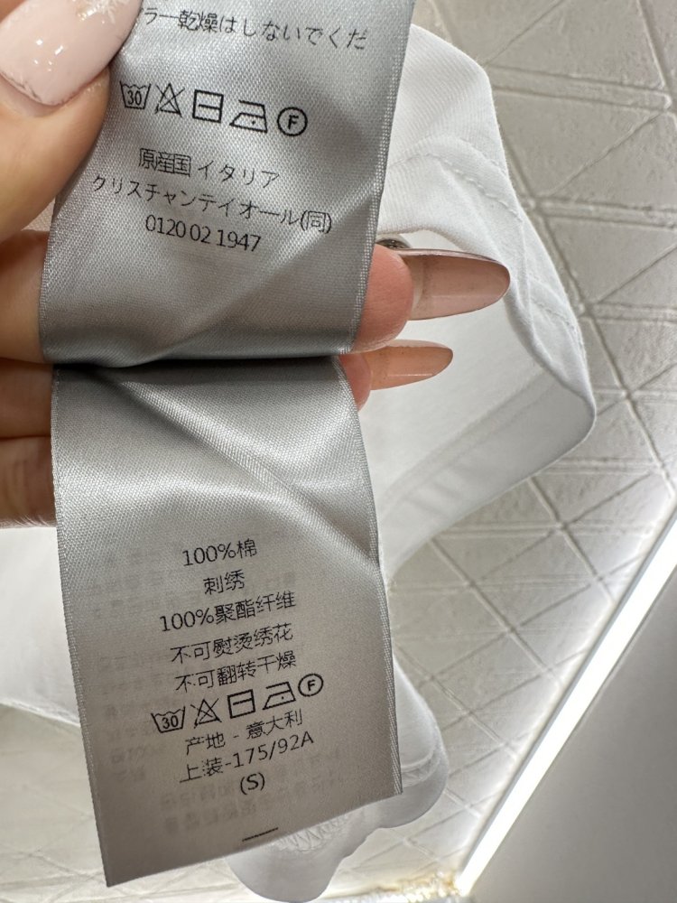 Футболка жіноча фото 9