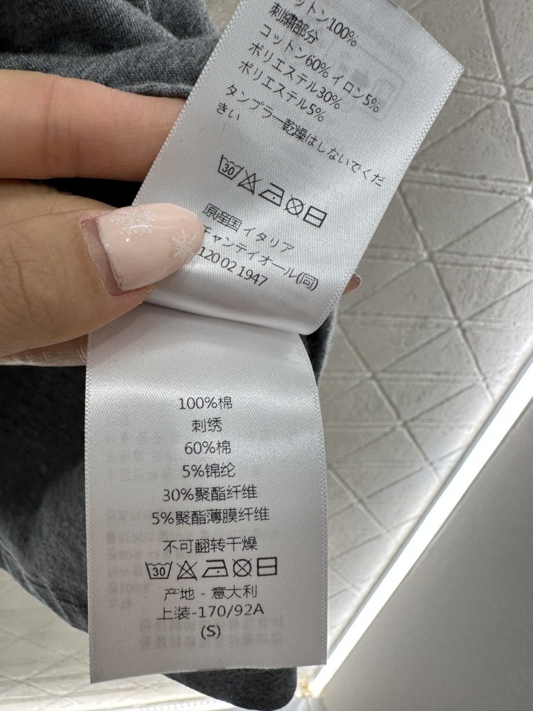 Футболка жіноча фото 9