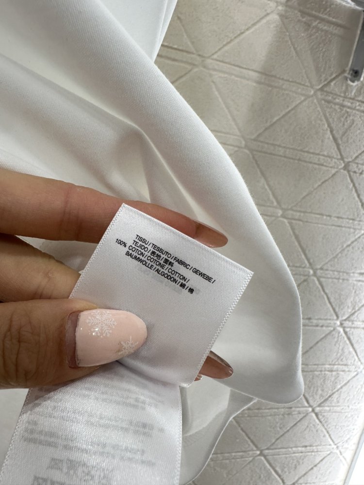 T-shirt women's фото 9