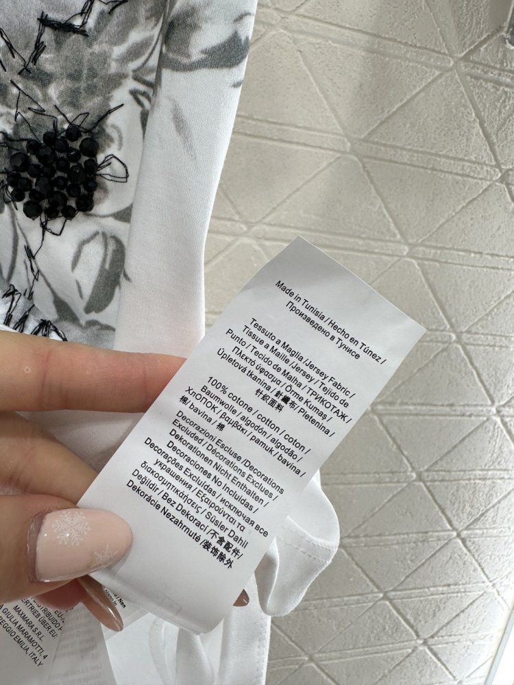 Футболка жіноча фото 9