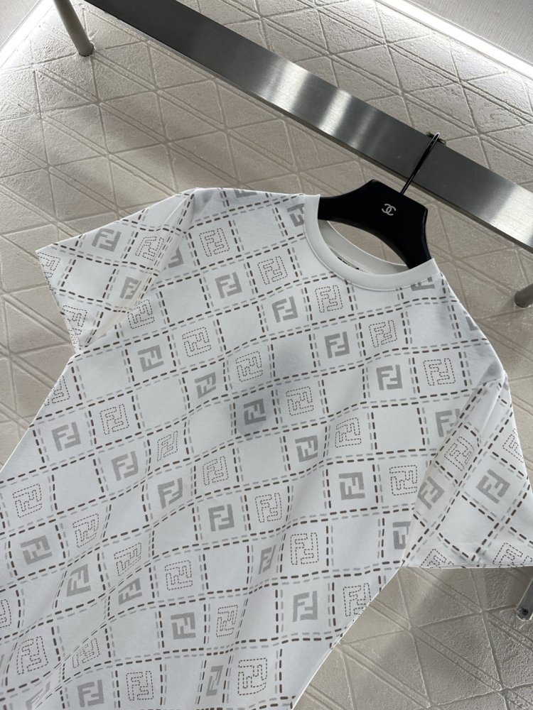 Футболка фото 3