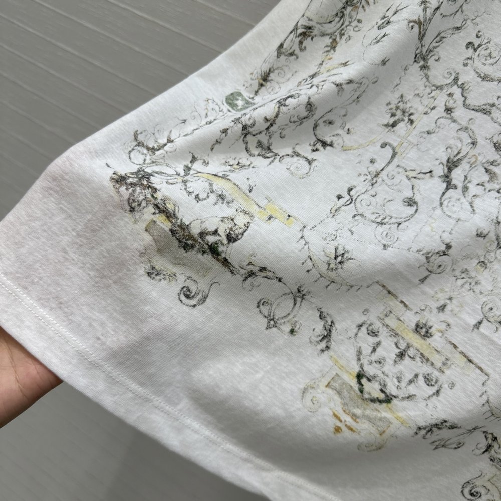 Футболка фото 4