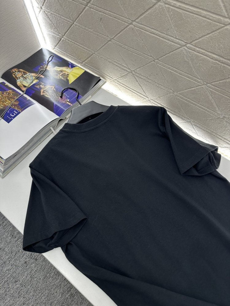 Футболка фото 4