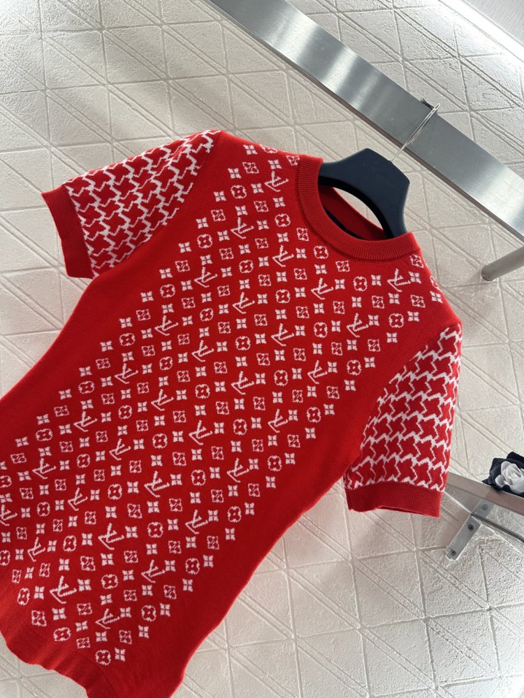 Футболка фото 4