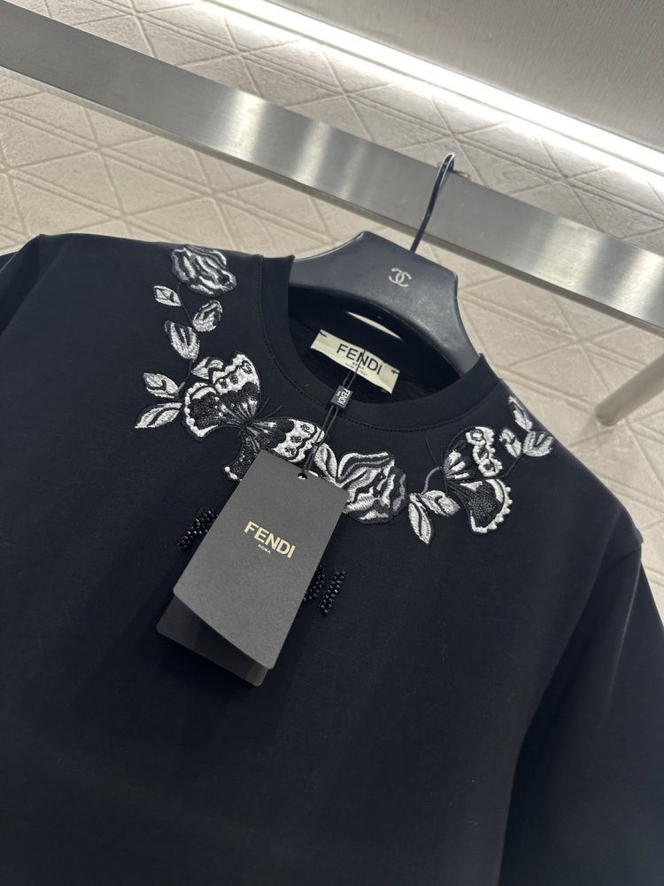 Футболка фото 5