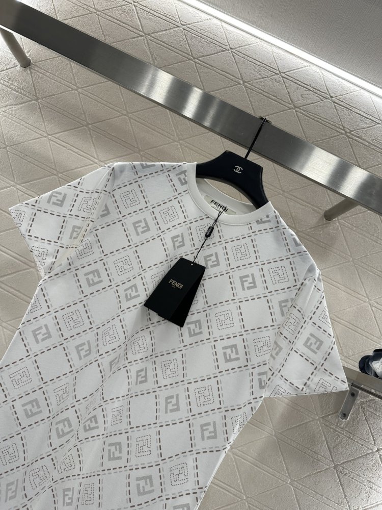 Футболка фото 6