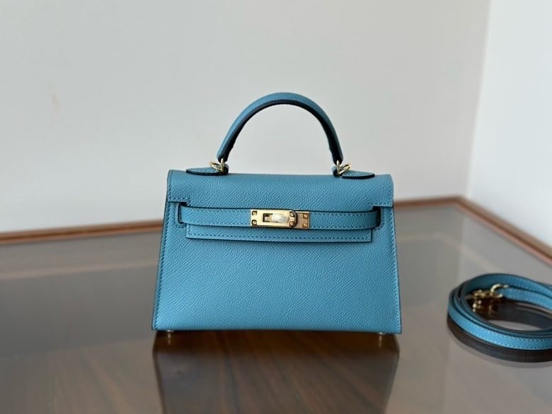 Hermès Kelly Mini 20 в коже Epsom