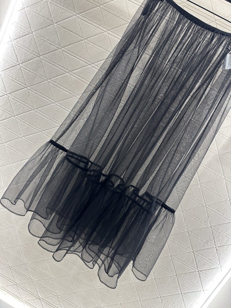 Skirt of transparent tulle secondary length from high waist фото 4