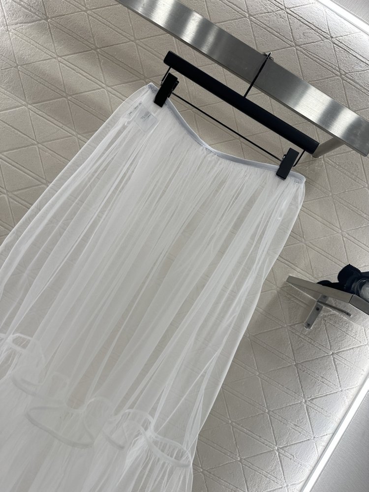 Skirt of transparent tulle secondary length from high waist фото 8