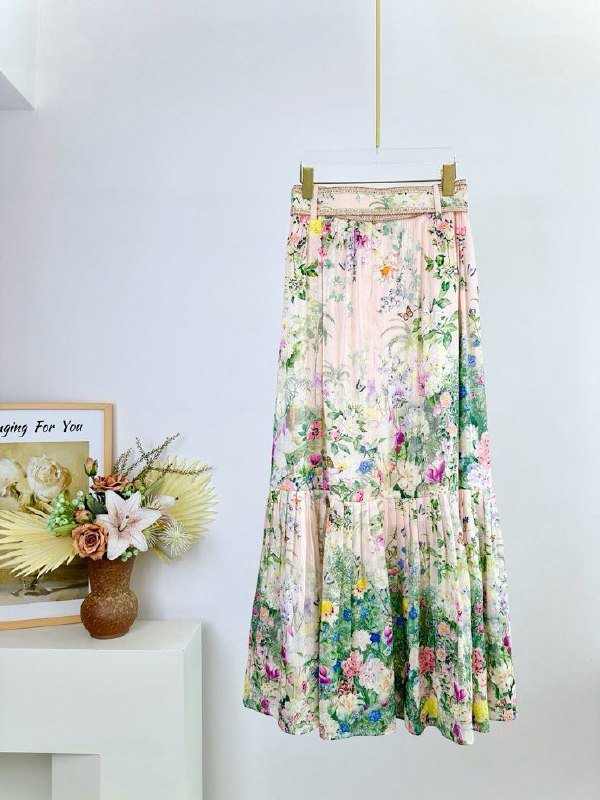 Skirt linen of series CAMILLA