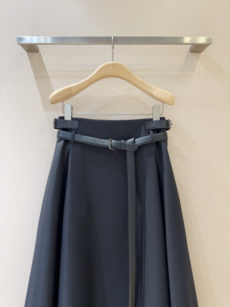 Спідниця міді фото 2