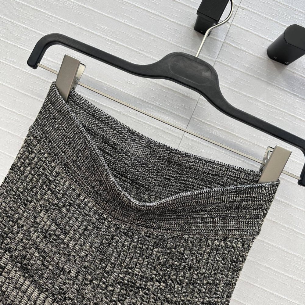 Спідниця міді фото 4