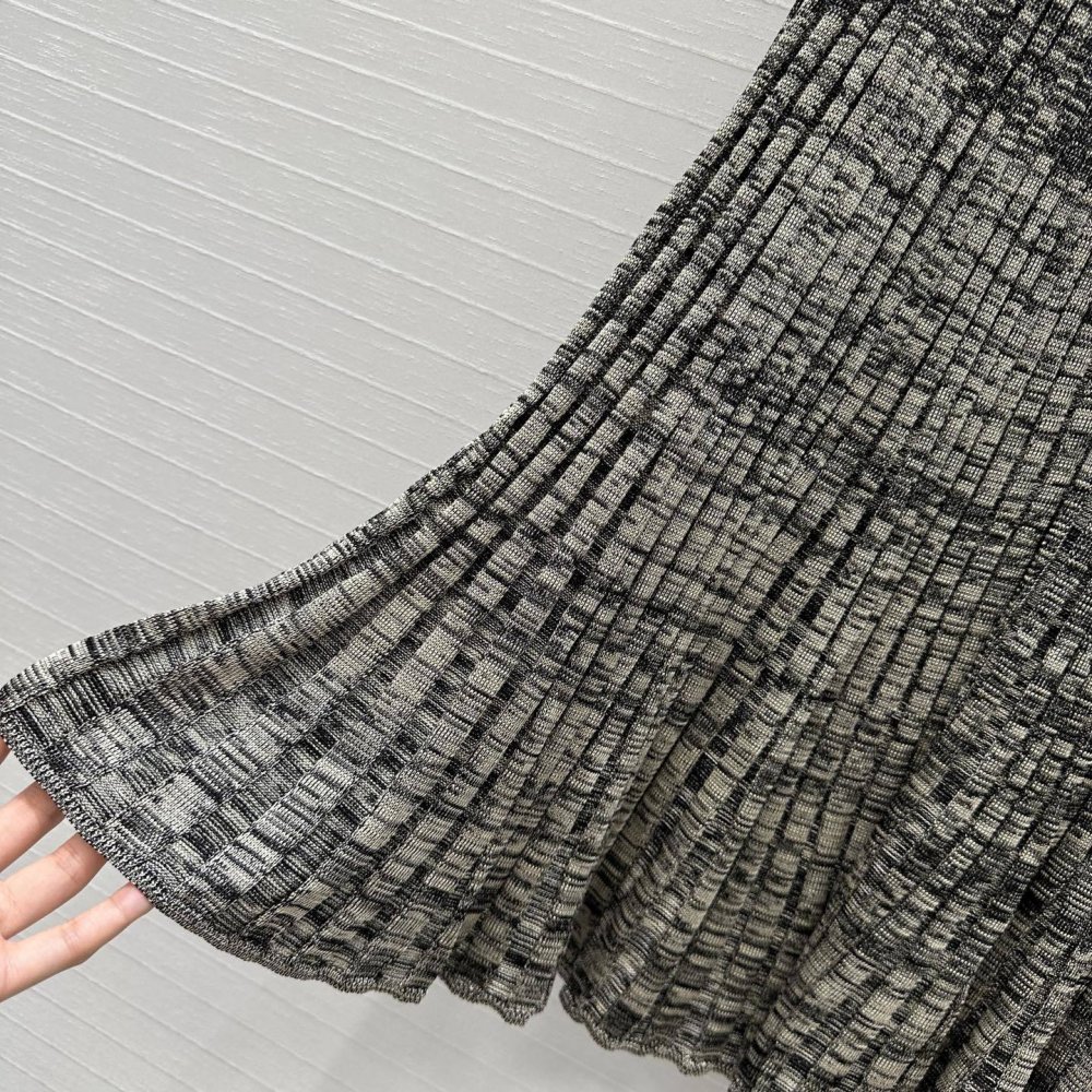 Спідниця міді фото 5