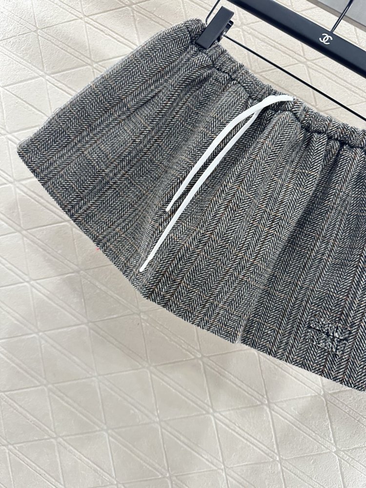 Юбка мини шерстяная на завязках фото 5