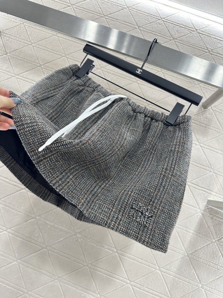 Юбка мини шерстяная на завязках фото 7