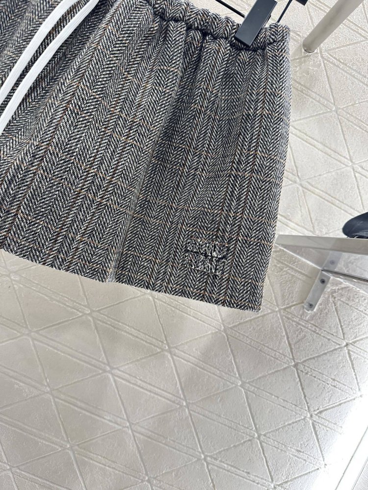 Юбка мини шерстяная на завязках фото 8