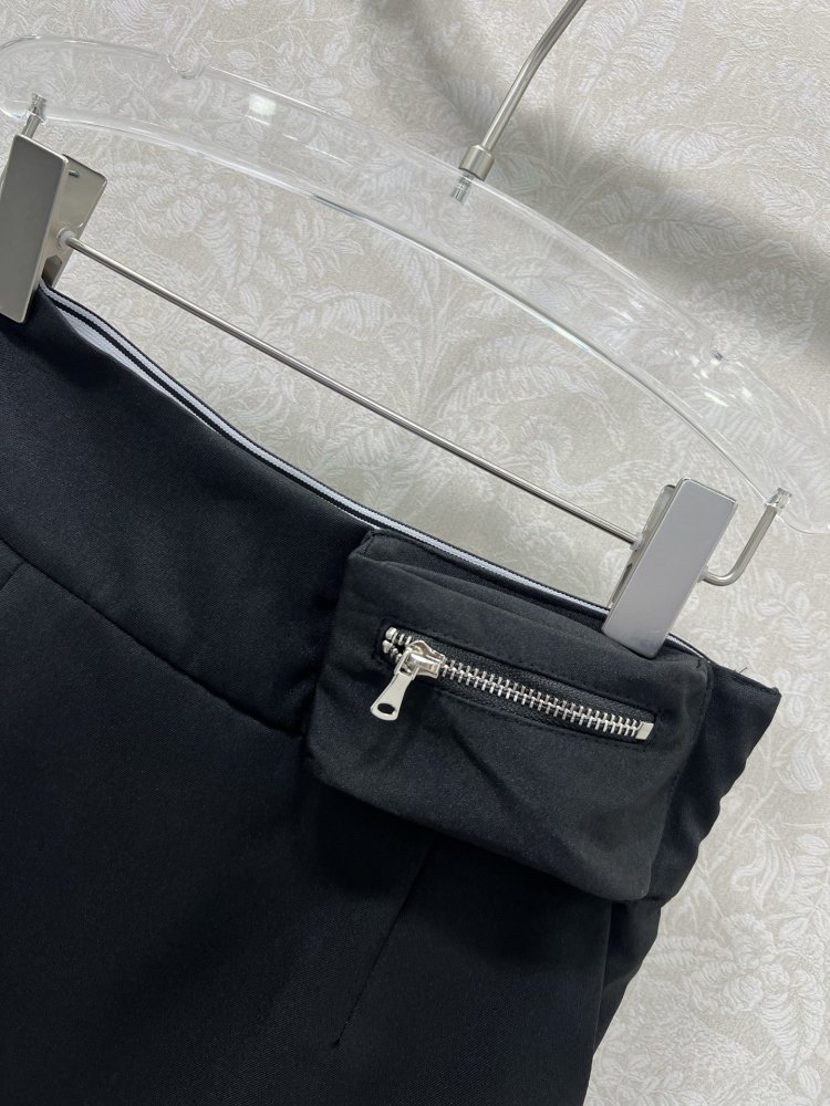 Юбка с высокой талией и сумкой на поясе фото 2