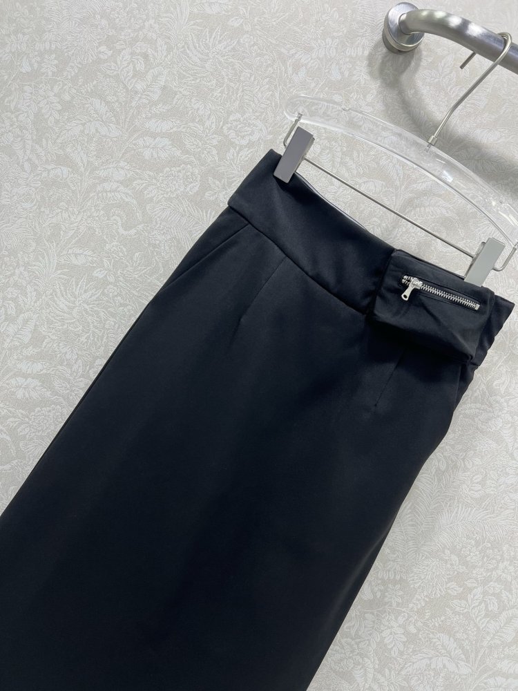 Юбка с высокой талией и сумкой на поясе фото 3