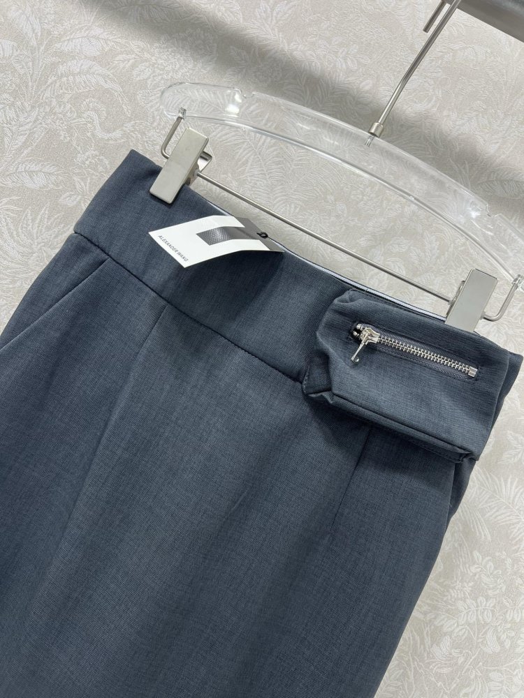 Юбка с высокой талией и сумкой на поясе фото 3