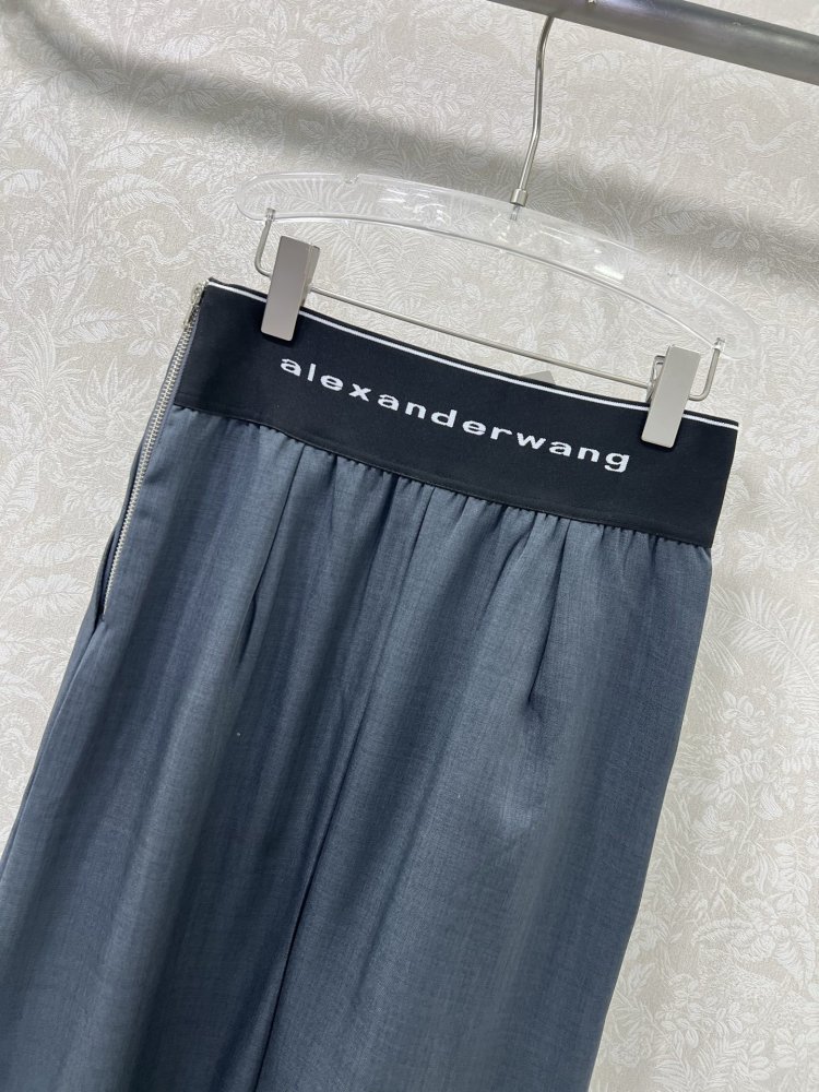 Юбка с высокой талией и сумкой на поясе фото 8