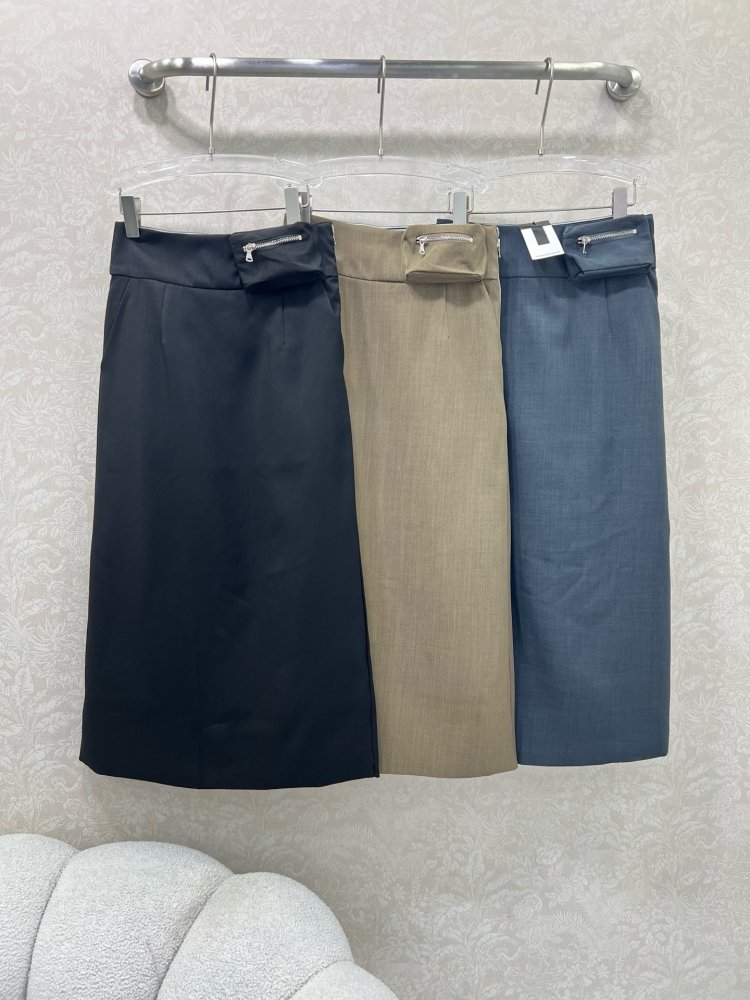 Юбка с высокой талией и сумкой на поясе фото 9