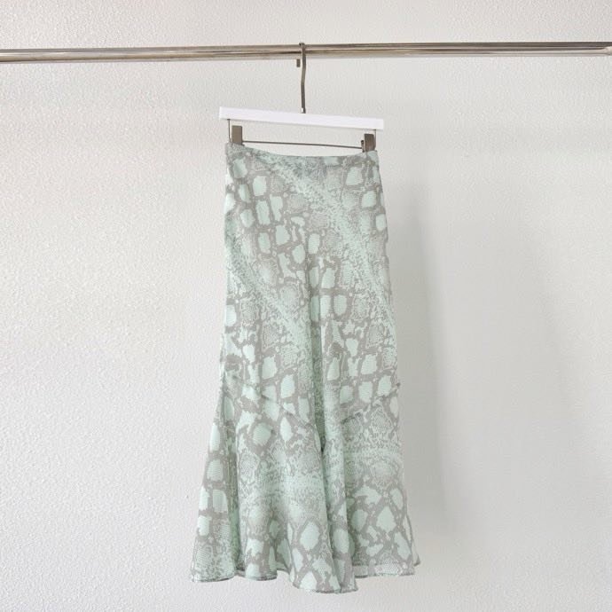 Skirt silk