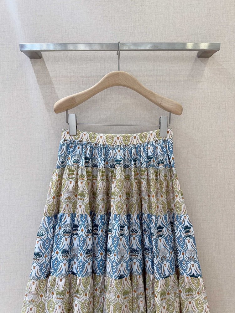 Юбка средней длины с завышенной талией фото 2