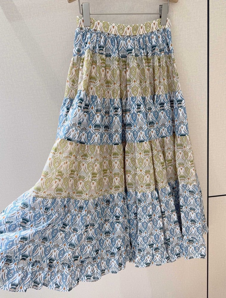 Юбка средней длины с завышенной талией фото 3