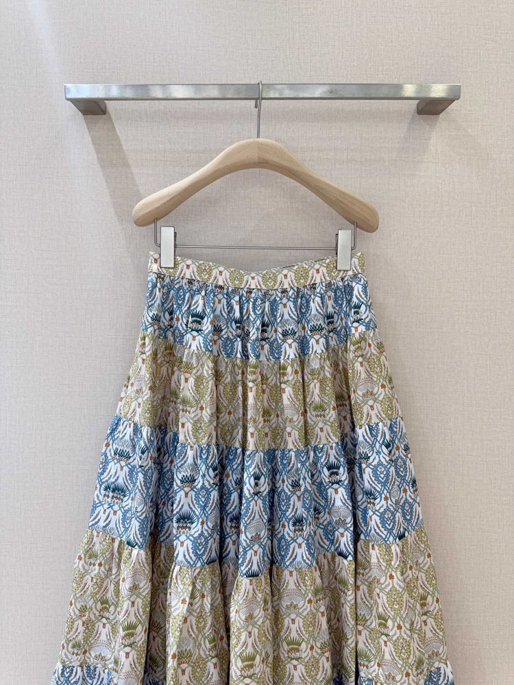 Юбка средней длины с завышенной талией фото 5