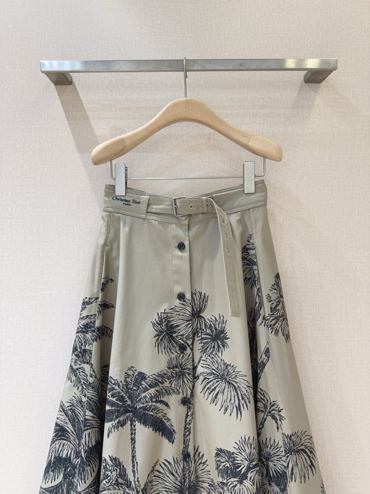 Спідниця середньої довжини фото 2