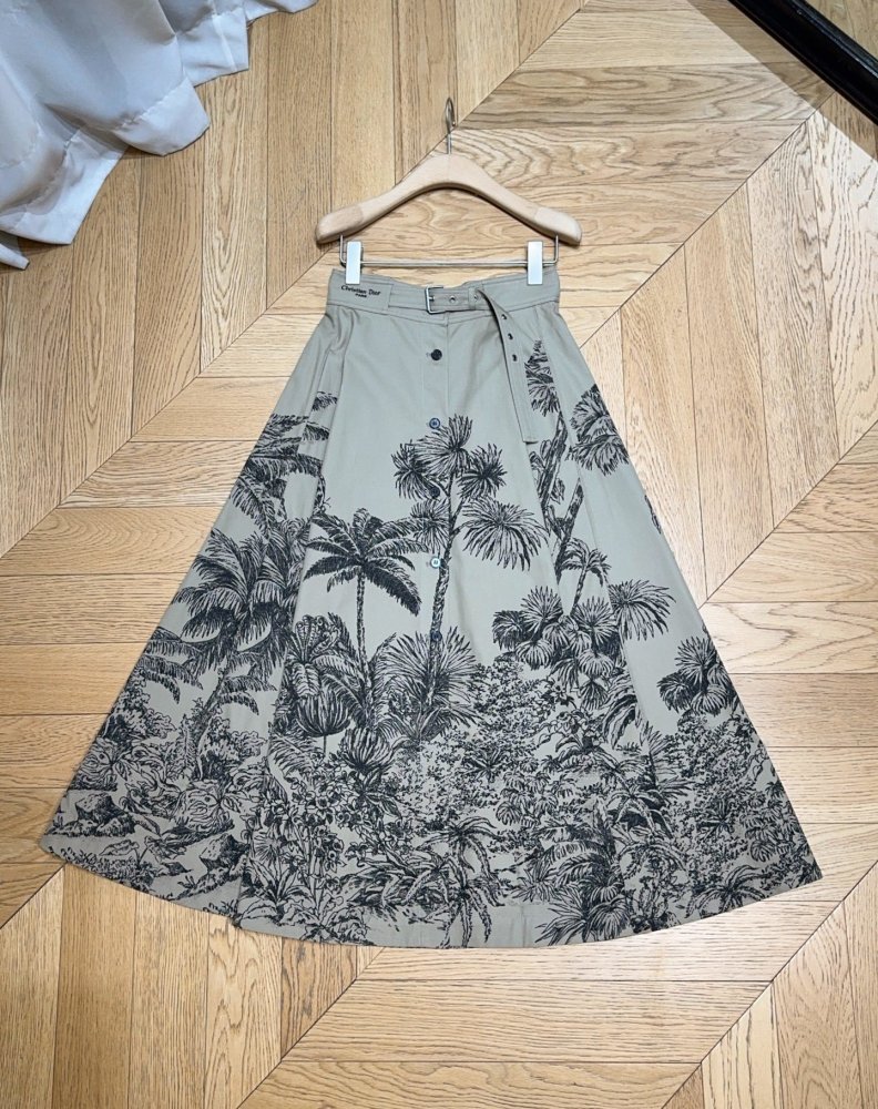 Спідниця середньої довжини фото 7