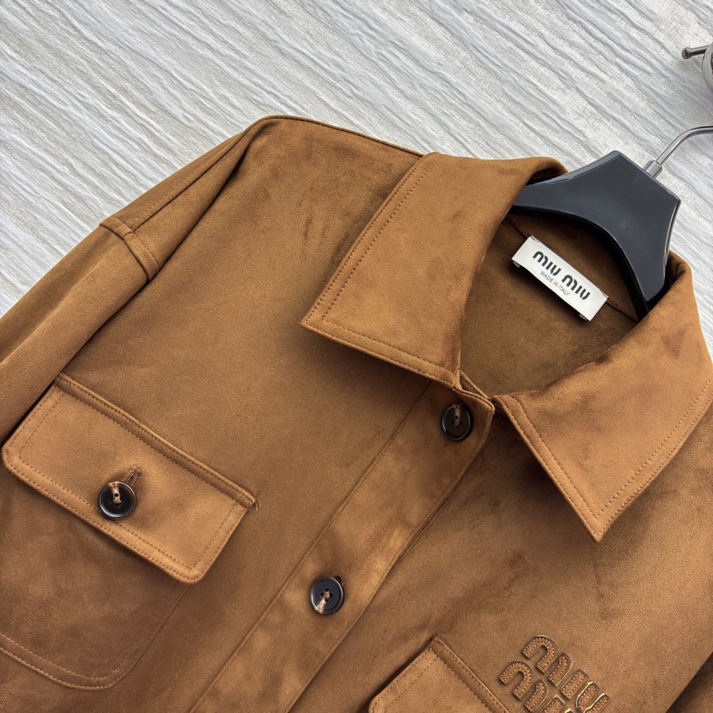 Карамельная замшевая куртка фото 3