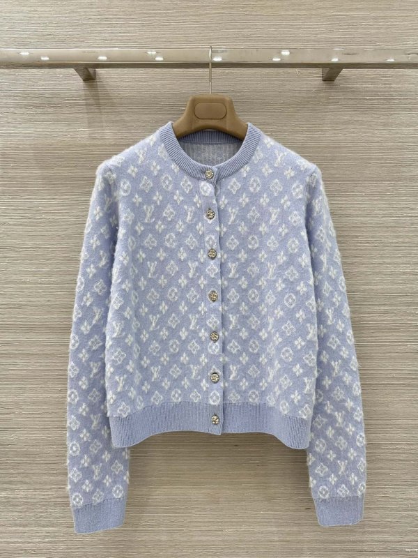 Cardigan of cashmere and мохера female