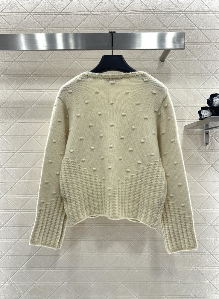 Кардиган из шерстяной вязки фото 2