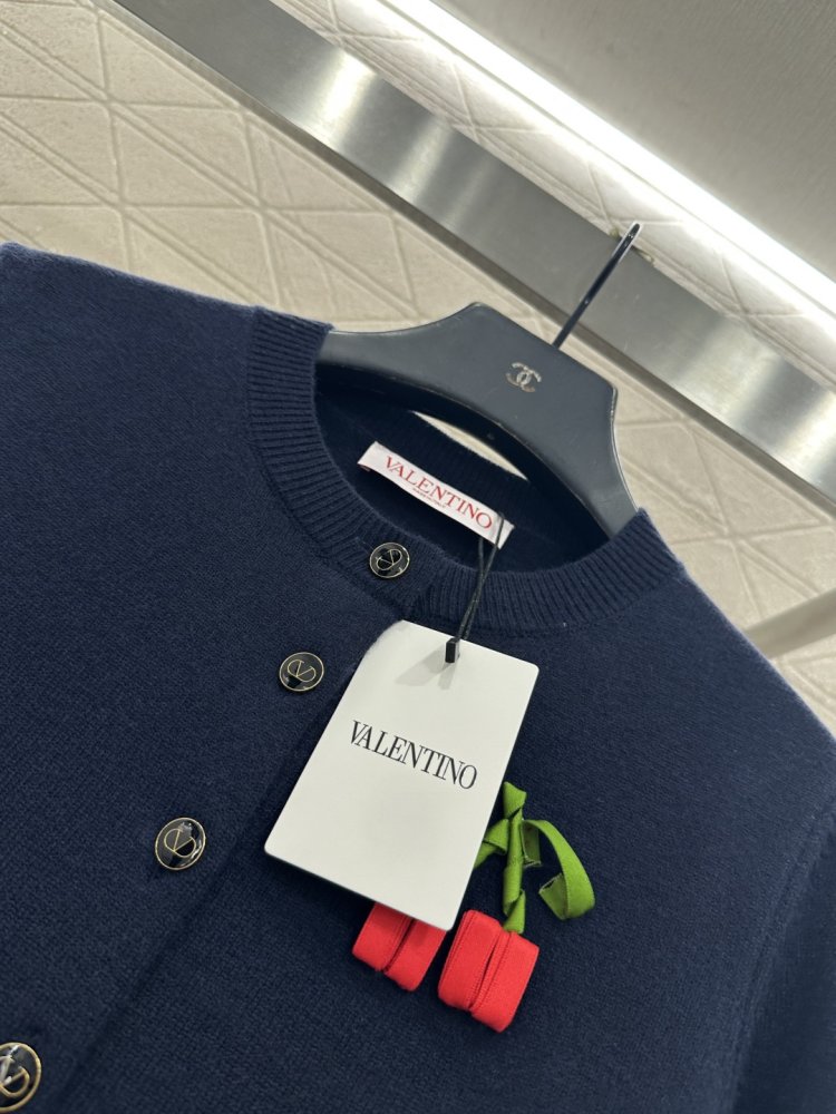 Кардиган из шерстяной вязки фото 3