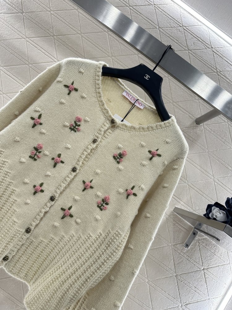 Кардиган из шерстяной вязки фото 4