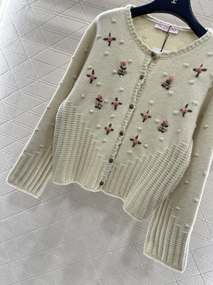 Кардиган из шерстяной вязки фото 5