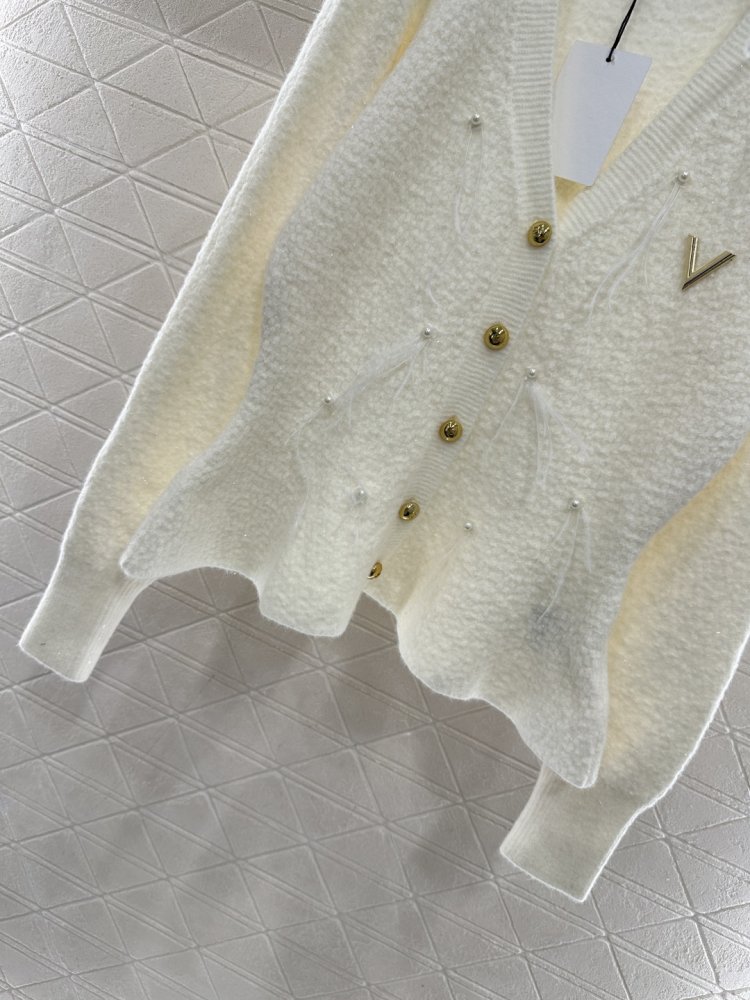 Кардиган з в'язки з пір'ям фото 5