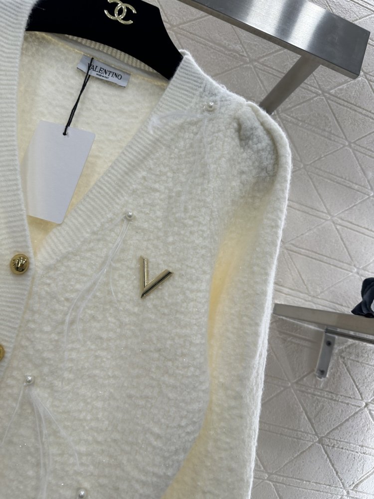 Кардиган з в'язки з пір'ям фото 7