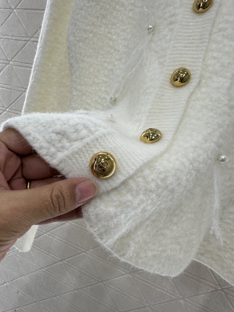 Кардиган з в'язки з пір'ям фото 8