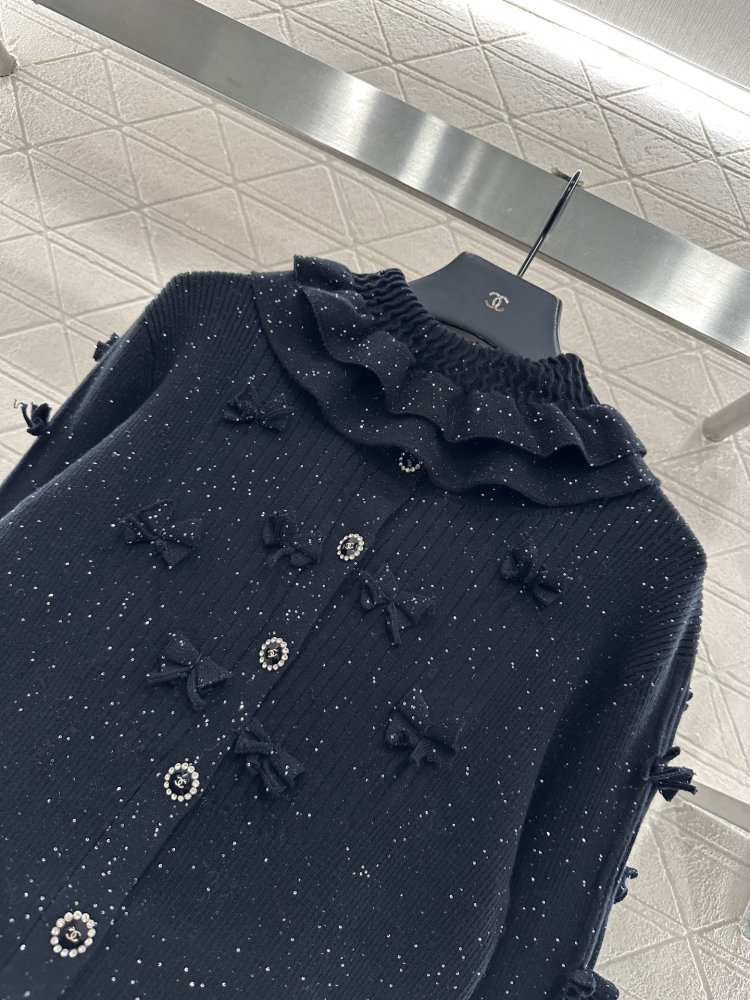 Кардиган с бантом из пайеток фото 6