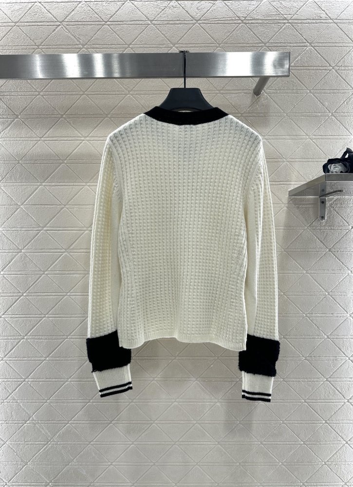 Кардиган с цветными карманами и черно-белым принтом фото 2