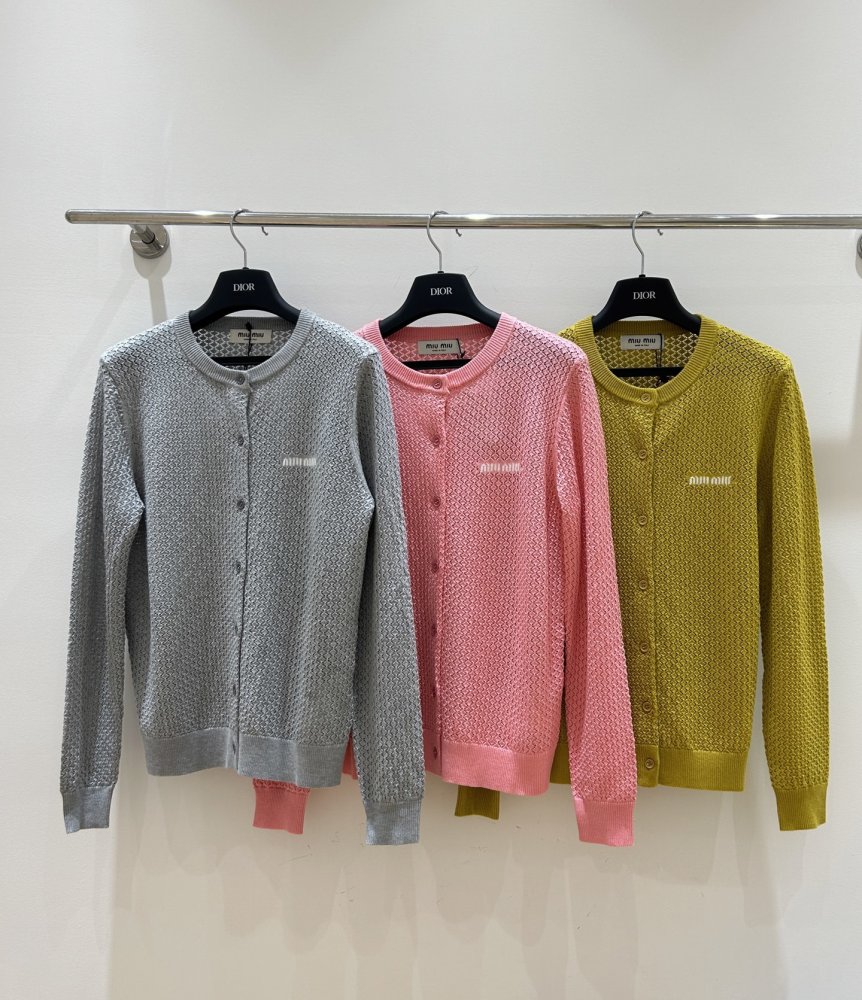 Кардиган с круглым вырезом